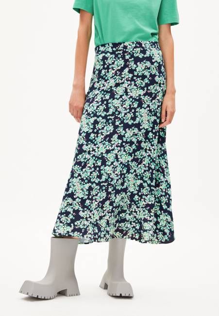 SAALANJA DITSY FLORAL| night sky
