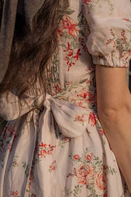 Clara – Square Neck Linen Dress with Back Bow