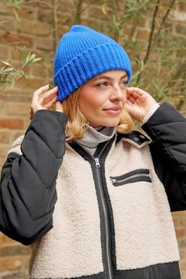 ROBERT MACKIE Rona Rib Knit Hat | Cobalt blue