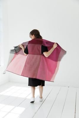 PETITE Daria Cape Ishikari