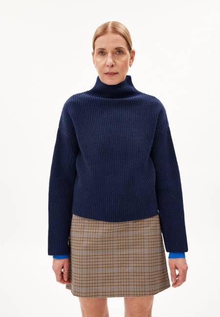 DAKOTAAS REGLANA| deep sea blue
