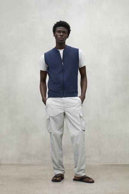 NAVY BLUE KOBUS KNITTED VEST