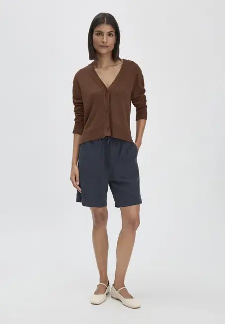 Relaxed shorts made of soft TENCEL Lyocell with linen