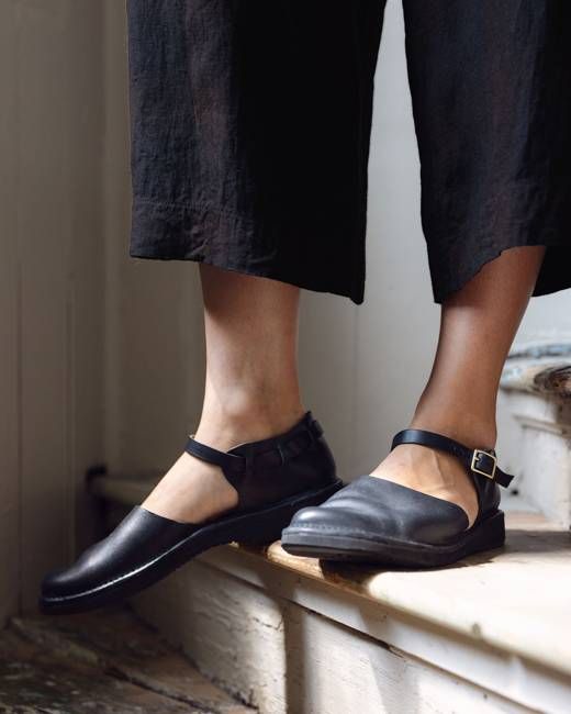 Black Leather Mary Jane Shoes