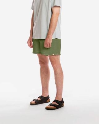Leinenshorts oliv