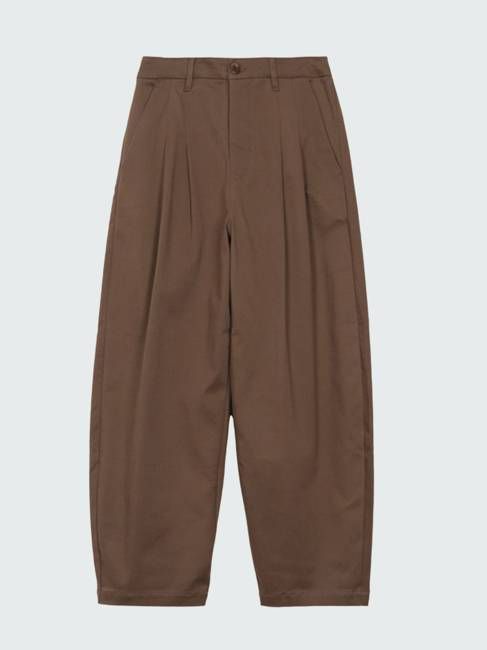 Finisterre Women's Amy Powney + Finisterre Pleat Front Trouser