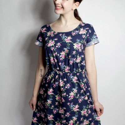 Bio Kleid Somrig Blumenranken blau - kaufen