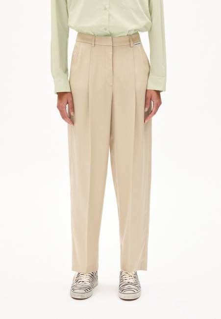SANDRINAA TAPERED PANT | sandstone