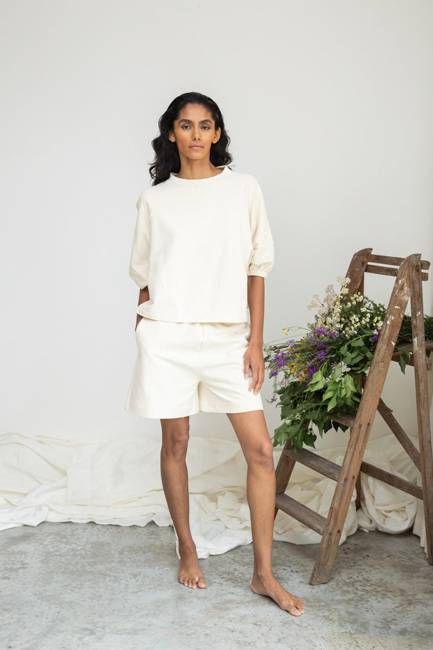 Sylvia Organic Cotton Felpe Short in Undyed