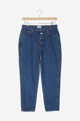 MAIRAA-DETAIL IM RETRO-RS-DESIGN