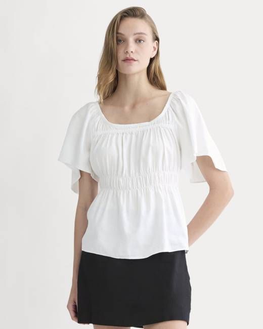 The Flutter-Sleeve Top in Stretch Linen | White
