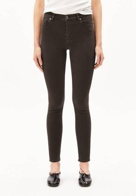 TILLAA SKINNY-JEANS MIT MITTLERER TAILLE | claystone