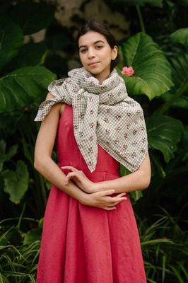 Palisandra – Linen Square Scarf