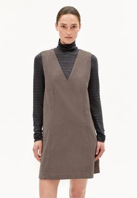 PINAAFO CORDUROY | walnut cream