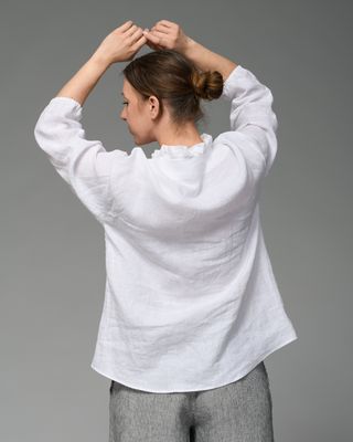 Lina - Linen Blouse is White