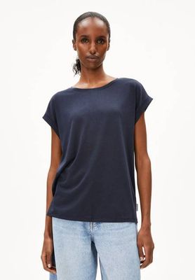 JILAANA T-SHIRT | night sky