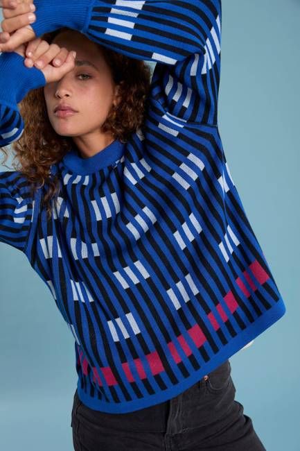 Bauhaus L/S Crew Sweater in Rescued Pima/Model