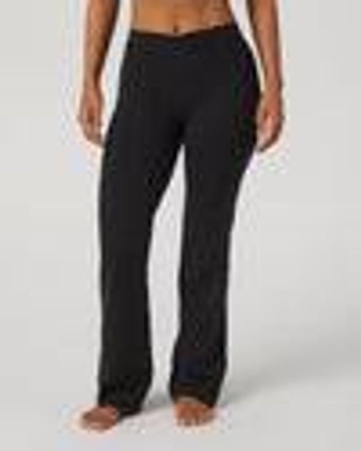 Inversion Rib Slim Flare | Women's Black Slim Flare Leggings | Vuori