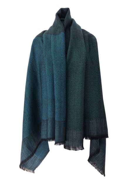 IMPERFECT PETITE Daria Cape Zanskar