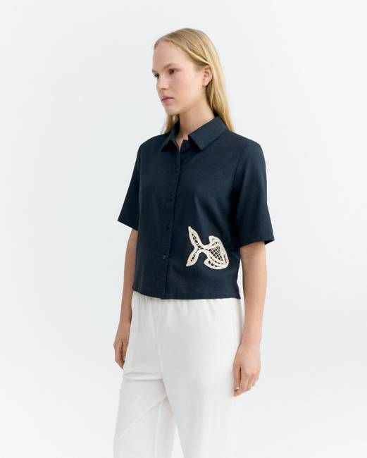 Blouse patched hand embroidered fish Ane