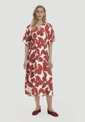 Midi dress with fitted waist, made of pure linen
