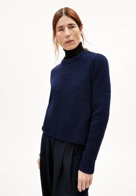 FABIOLAA| deep sea blue