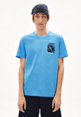 JAAMES SUMMER MOUNTAIN | blueniverse