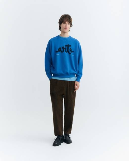 Oversize sweatshirt art Jadewon