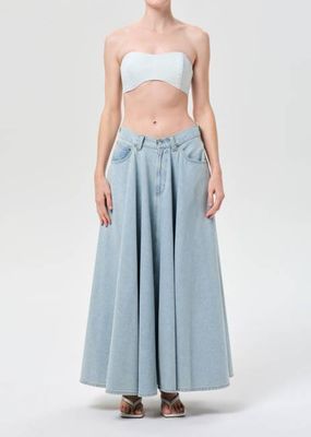 Otto Skirt (Weightless) in Erase