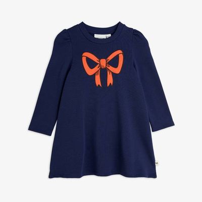 Bow application sweatdress