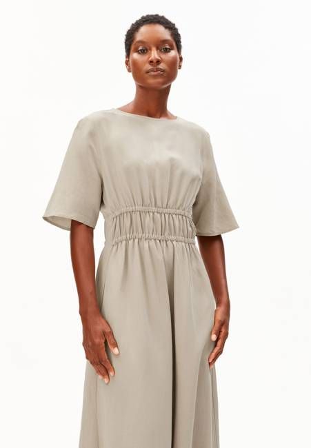 LINEN BLEND GATHERED DRESS | sandstone