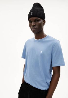 LAARON T-SHIRT | vintage blue