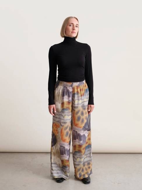 Saltwater pants, adults