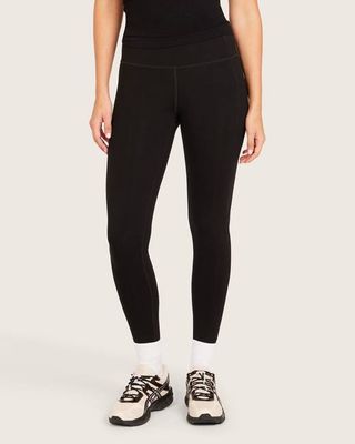 Leggings mit hoher Taille und Tasche - Schwarz