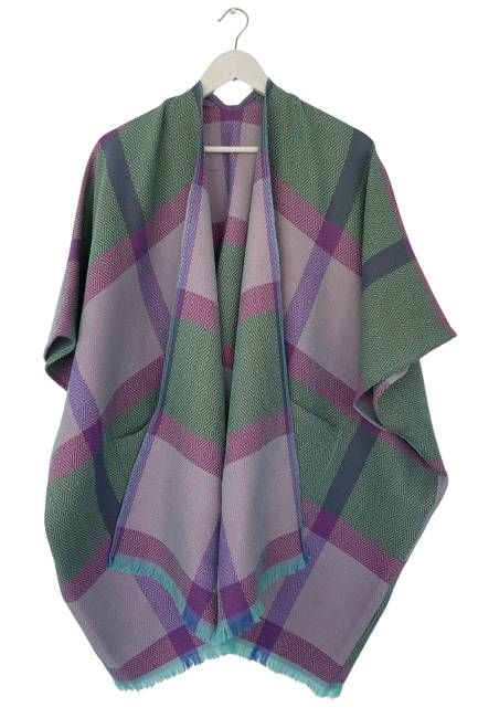 NEW! Wool Poncho Trudi Simone