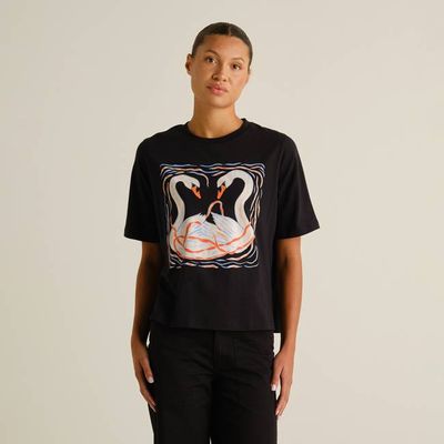 DEDICATED - T-shirt Vadstena Painted Swans Black