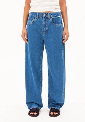 HAAYI BAGGY-JEANS MIT TIEFEM BUND | daydream