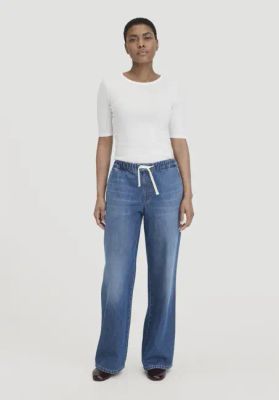 Wide-leg jeans made from pure organic denim