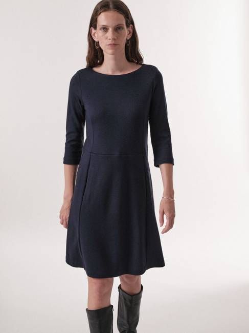Dress with boat neckline