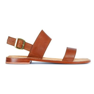 The Cordoba in Caramel ~ Standard/Narrow