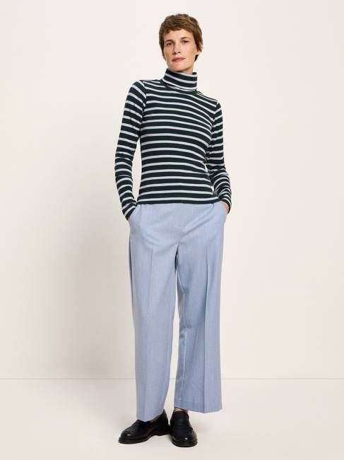 Rollkragenshirt in Rippoptik (GOTS)