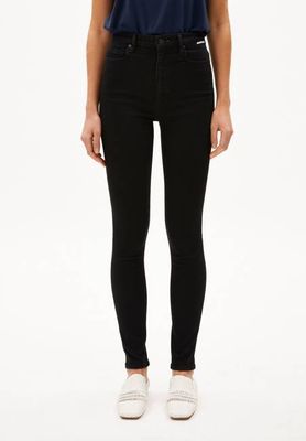 INGAA | schwarze Nacht