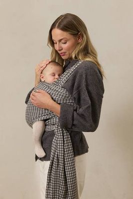 Stormy Houndstooth Wrap