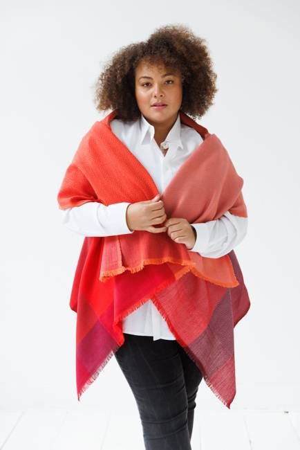 JULAHAS+ Daria Cape Cristales