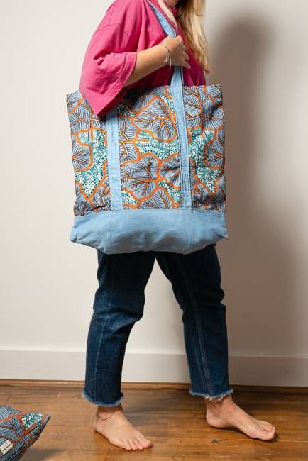 Maxi Contrast Tote - Blue and Alpine Leaves