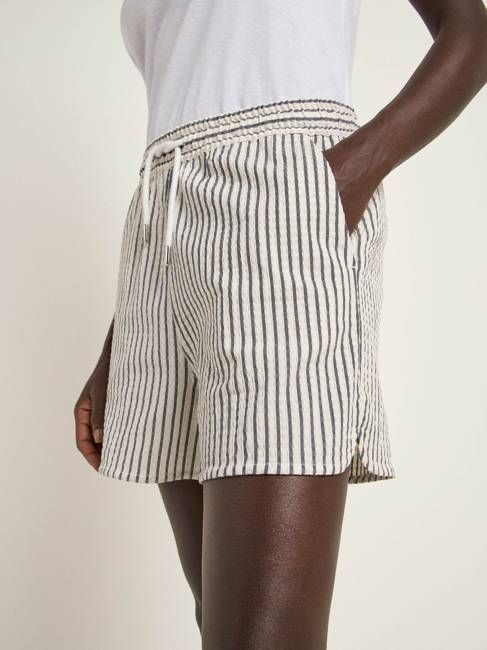 striped shorts (OCS)