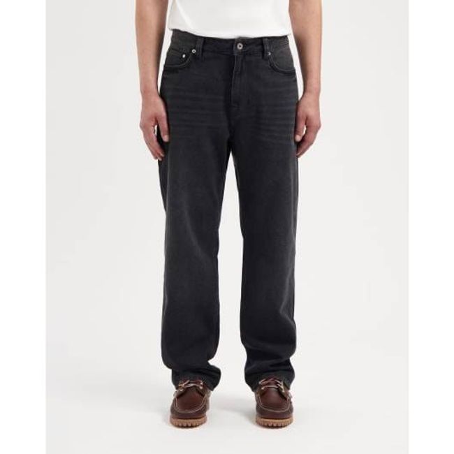 Larry Loose Smoky Noir