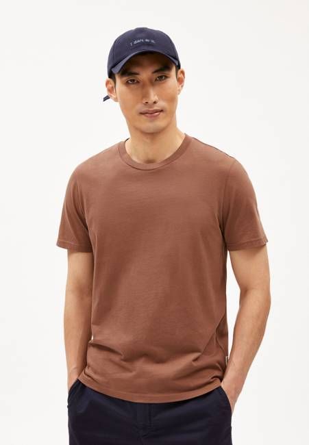 JAAMES T-SHIRT | nutshell