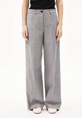 LEANDRAA HANDAAS | night sky-oatmilk