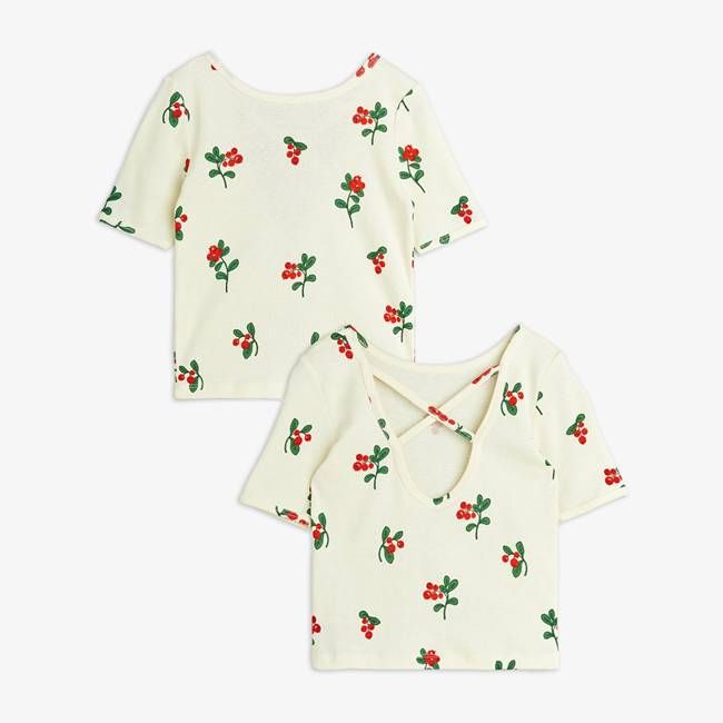 Lingonberries Ballet T-shirt
